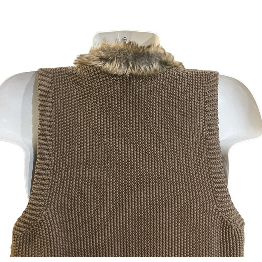 Maurices Women's Brown Full Zip Faux Fur Vest W/ Sweater Knit Backing | Size M - Picture 5 of 11